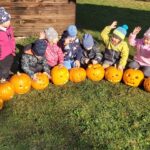 Dýňová magie a stromy kolem nás